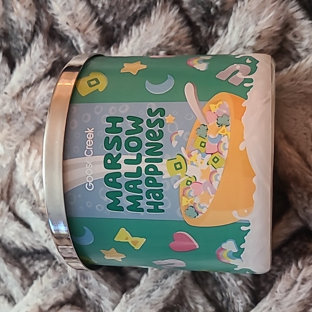 Goose Creek Marsh Mallow Happiness Candle